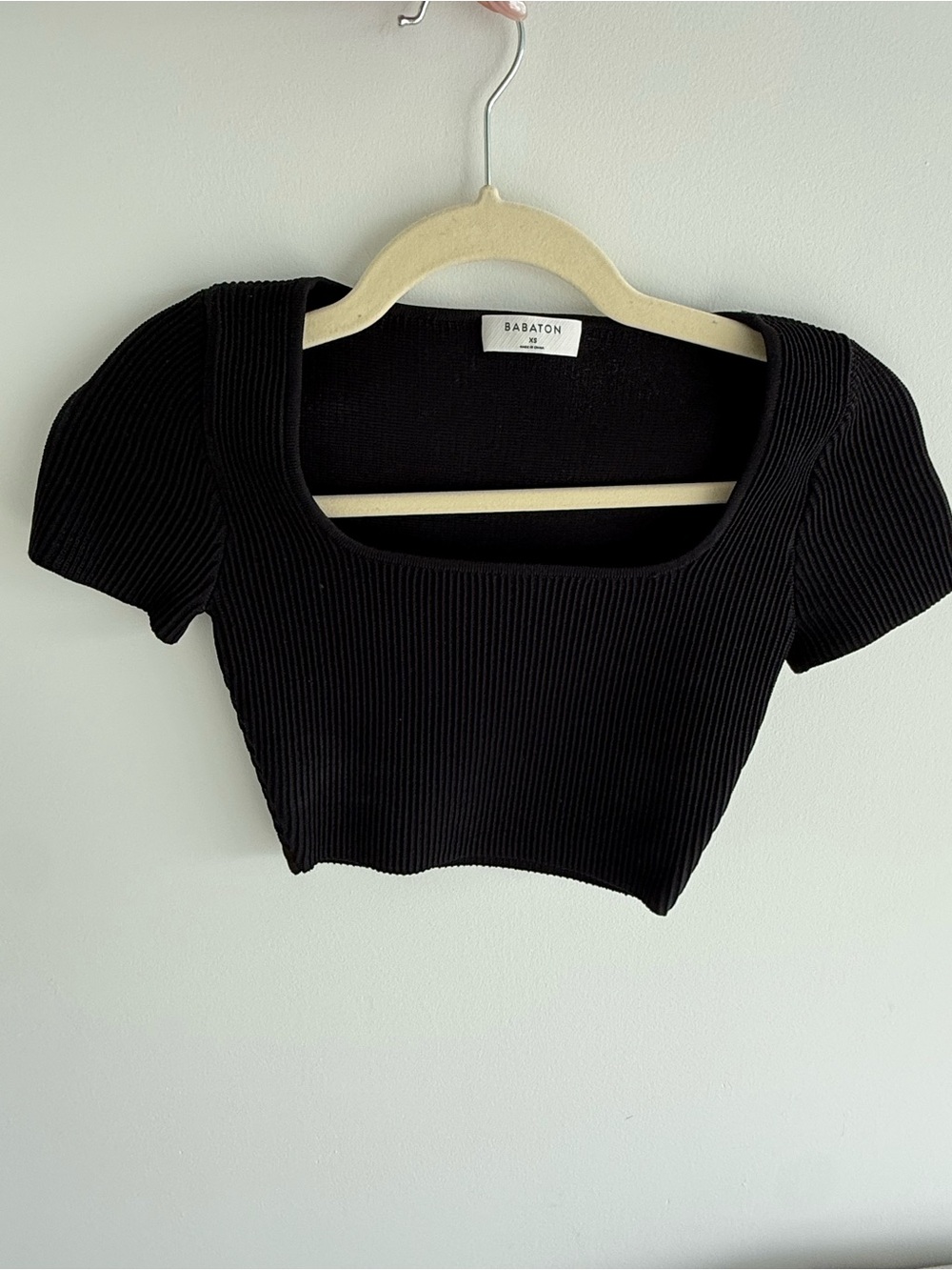 Babaton Black Ribbed Sculpt Knit Squareneck Top